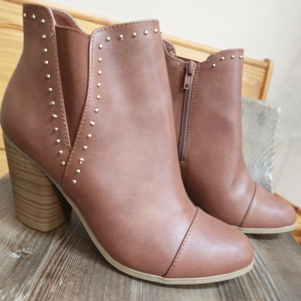 Lauren Conrad Women's Size 7.5 Courtship Ankle Boots Cognac Side Zip Booties